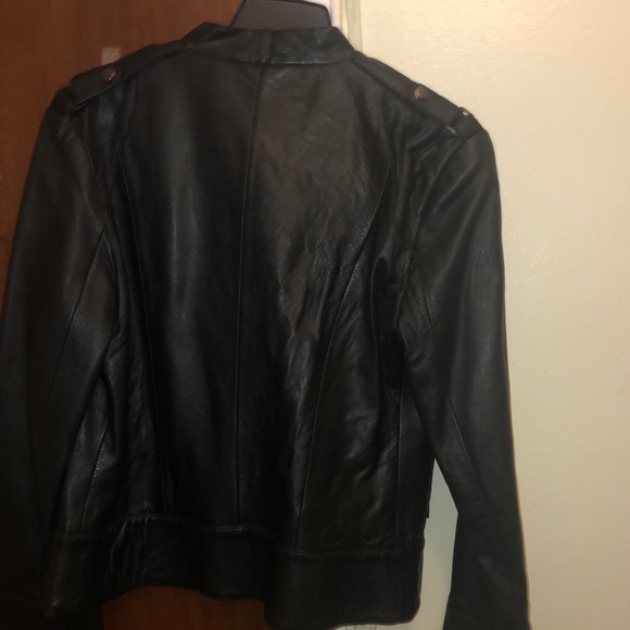 Jacket - Picture 3 of 4